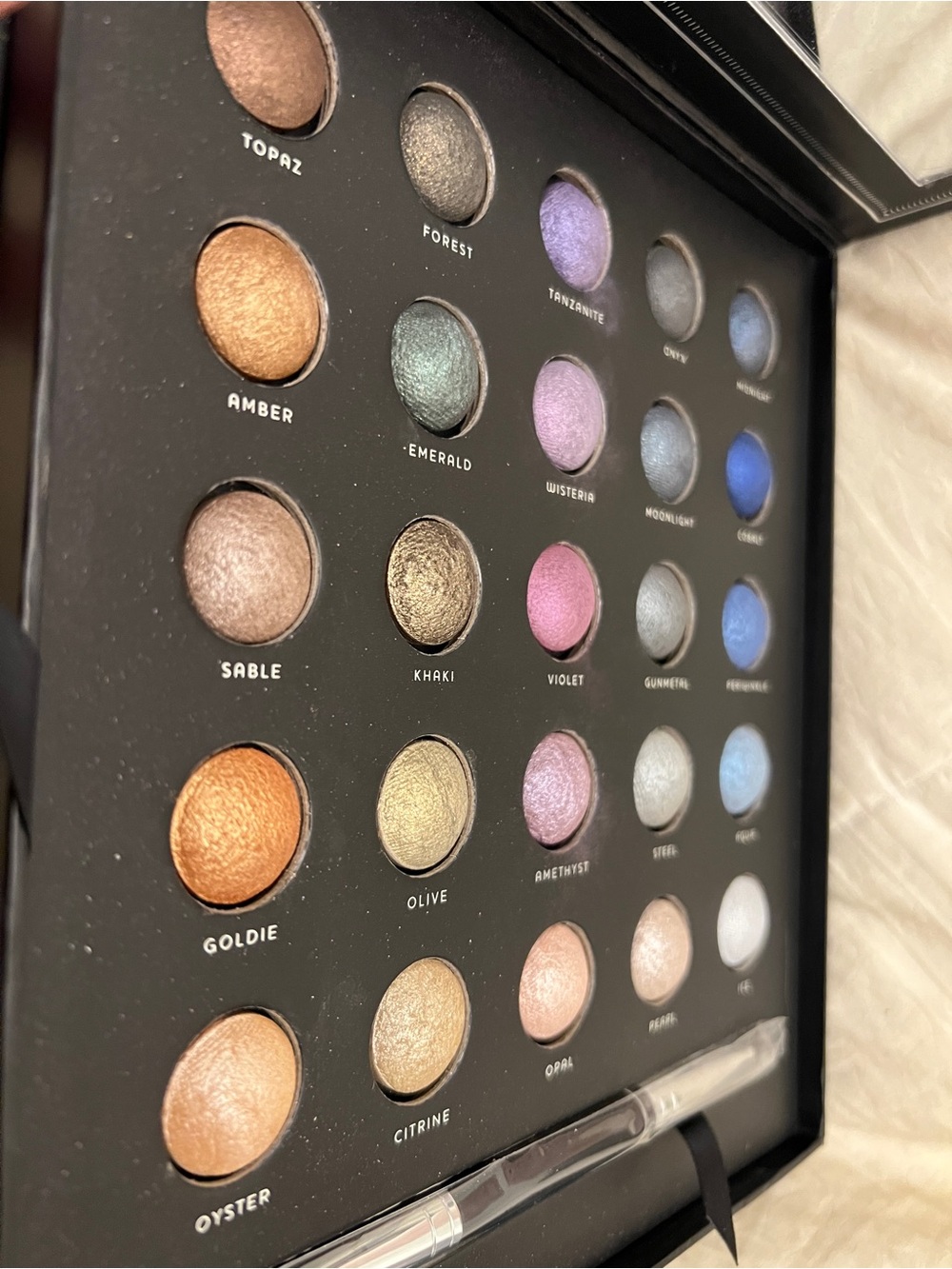 LAURA GELLER 25 baked eyeshadow palate - Picture 5 of 11